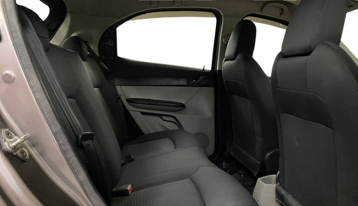 2017 Tata Tiago XT PETROL, Petrol, Manual, 71,017 km, Right Side Rear Door Cabin