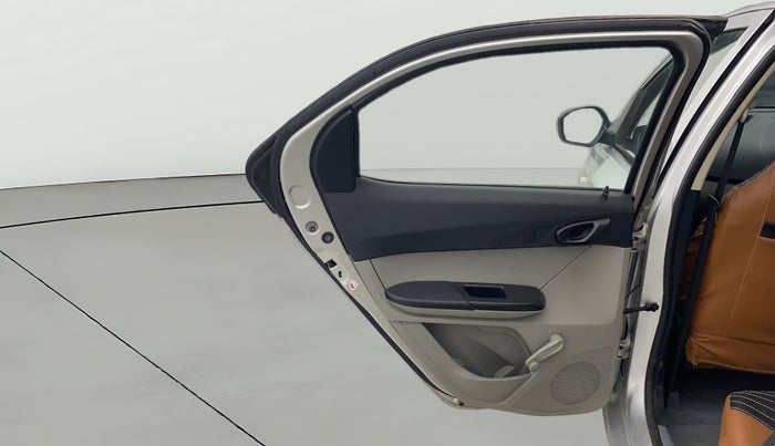 2018 Tata Tiago XE PETROL, Petrol, Manual, 39,718 km, LHS Rear Door