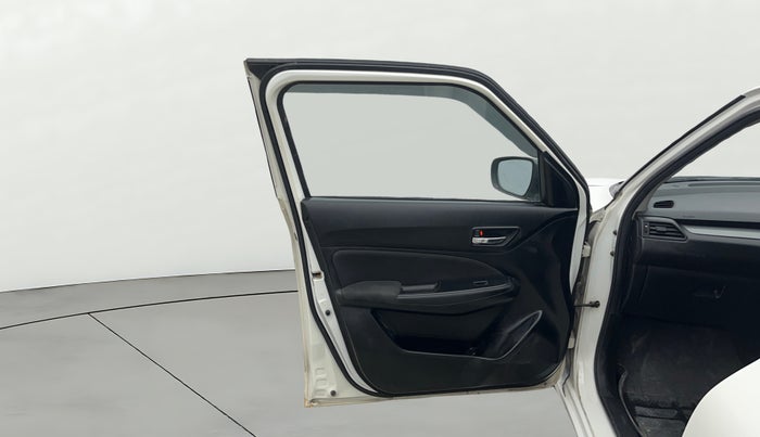 2018 Maruti Swift VXI, CNG, Manual, 93,415 km, LHS Front Door