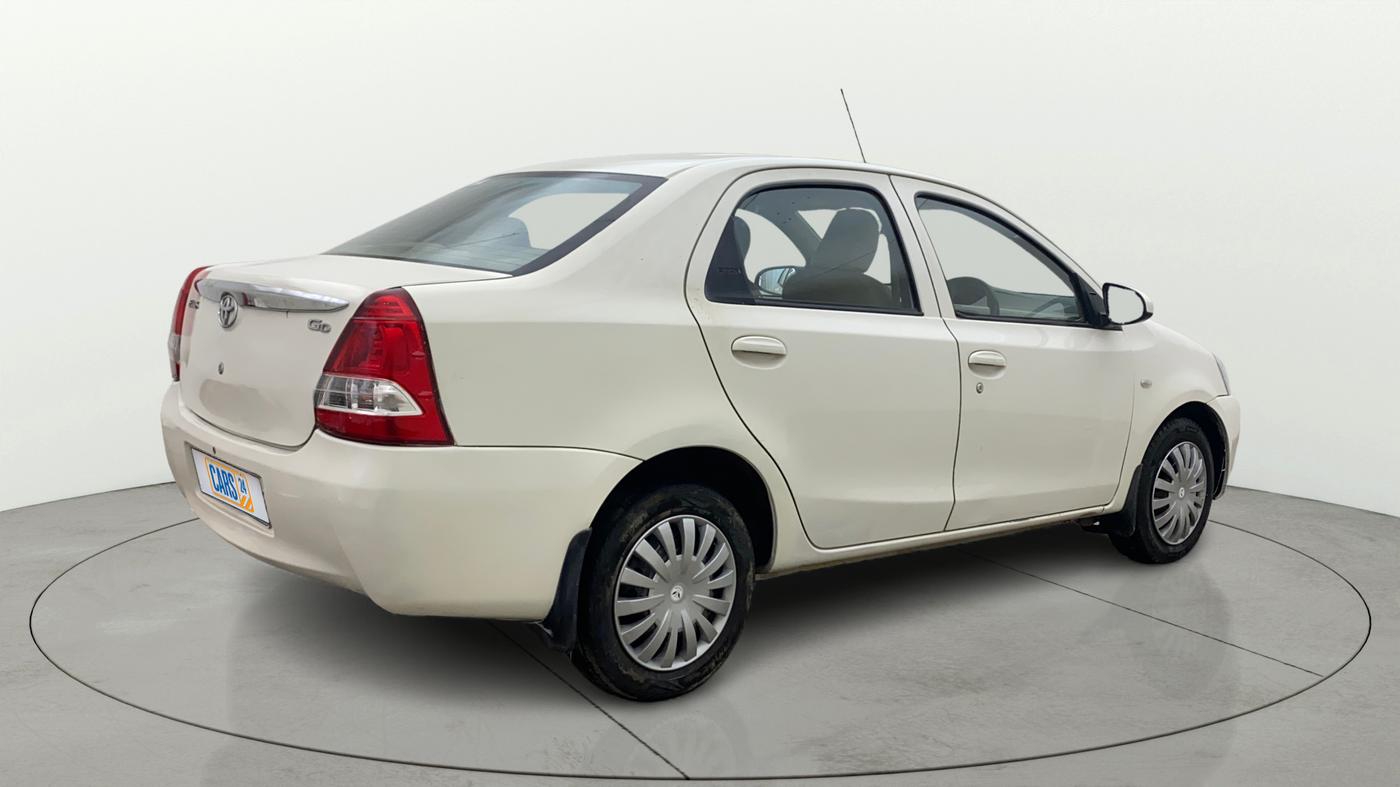 2015 Toyota Etios GD, Diesel, Manual, 86,217 km, Right Back Diagonal