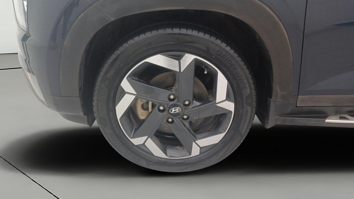 2022 Hyundai ALCAZAR 1.5 SIGNATURE (O) AT 6STR, Diesel, Automatic, 54,375 km, Left Front Wheel
