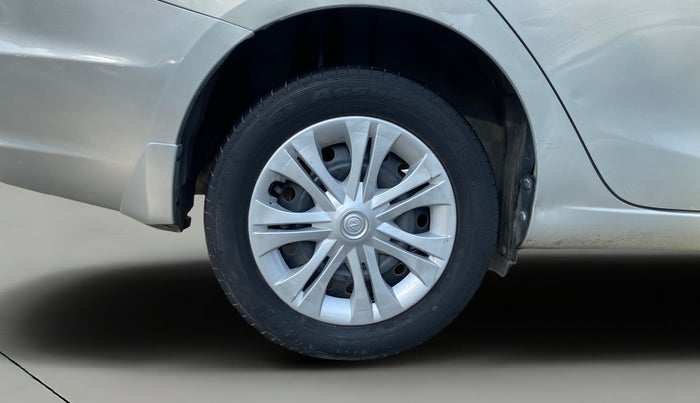 2015 Maruti Ciaz VXI, Petrol, Manual, 25,266 km, Right Rear Wheel
