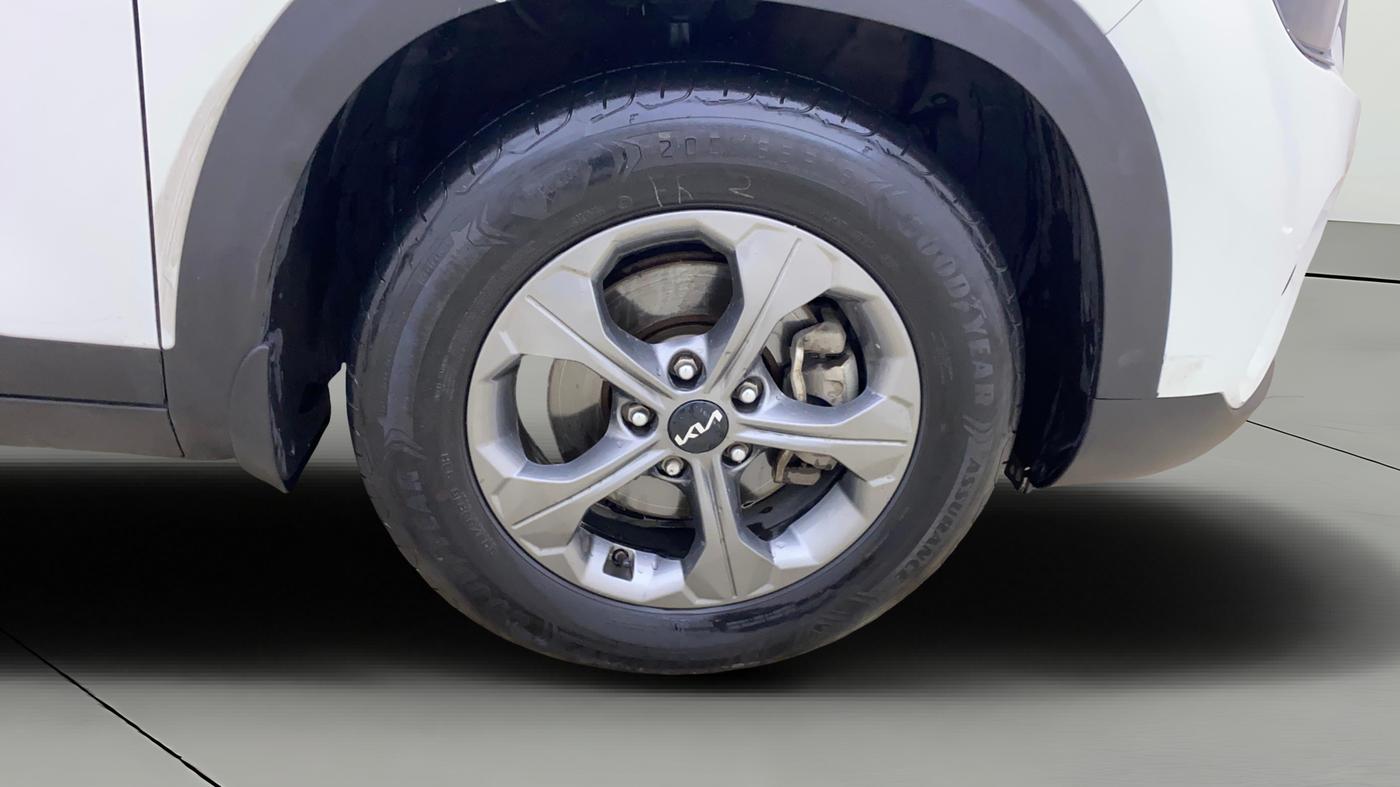 2023 KIA SELTOS  HTK PLUS 1.5 DIESEL IMT, Diesel, Manual, 68,626 km, Right Front Wheel