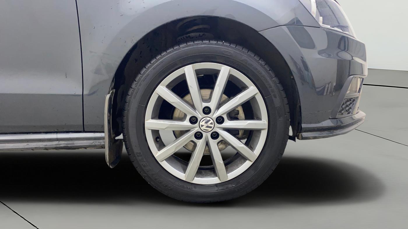 2021 Volkswagen Polo HIGHLINE PLUS 1.0L TSI AT, Petrol, Automatic, 18,556 km, Right Front Wheel