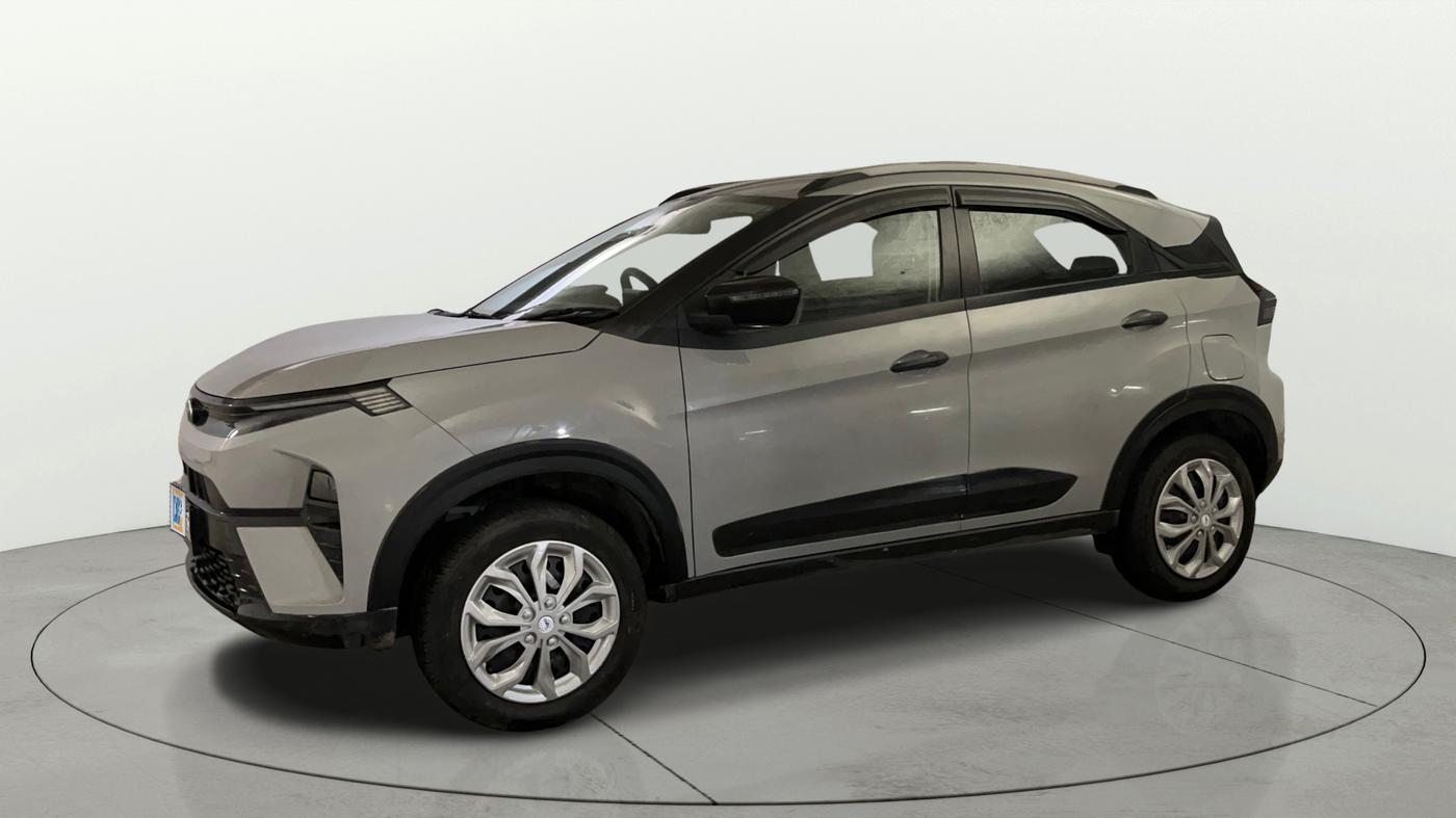 2024 Tata NEXON PURE 1.2 PETROL, CNG, Manual, 20,901 km, Left Front Diagonal