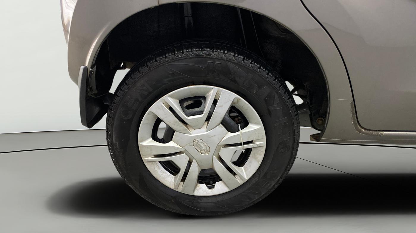 2019 Datsun Redi Go T(O) 1.0 AMT, Petrol, Automatic, 63,694 km, Right Rear Wheel