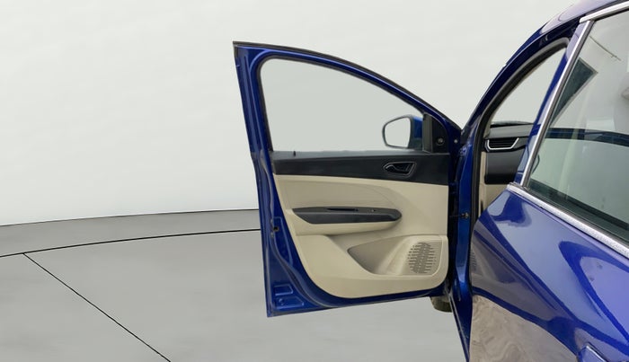 2020 Renault TRIBER RXL MT, Petrol, Manual, 86,420 km, LHS Front Door