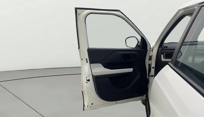 2022 Tata PUNCH ACCOMPLISHED MT, Petrol, Manual, 86,781 km, LHS Front Door