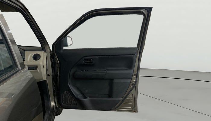 2022 Maruti New Wagon-R LXI CNG (O) 1.0, CNG, Manual, 1,16,308 km, RHS Front Door