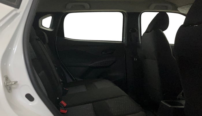 2024 Nissan MAGNITE Visia B4D 1.0 Petrol MT, Petrol, Manual, 3,945 km, Right Side Rear Door Cabin