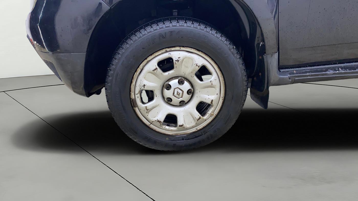 2013 Renault Duster 85 PS RXL DIESEL, Diesel, Manual, 81,103 km, Left Front Wheel