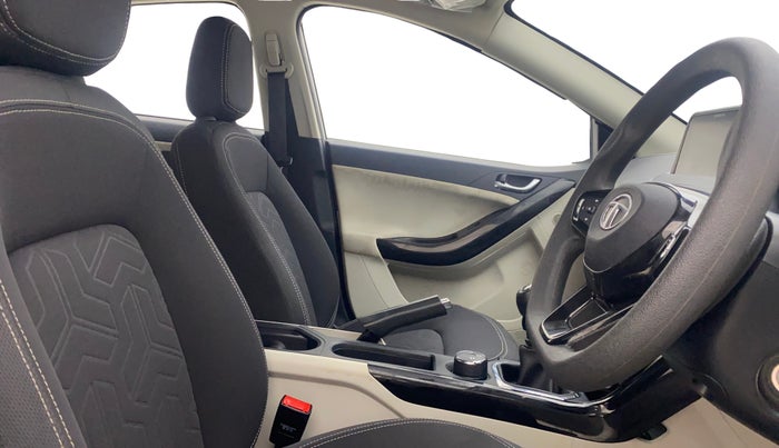 2021 Tata NEXON XZ PETROL, Petrol, Manual, 29,205 km, Right Side Front Door Cabin