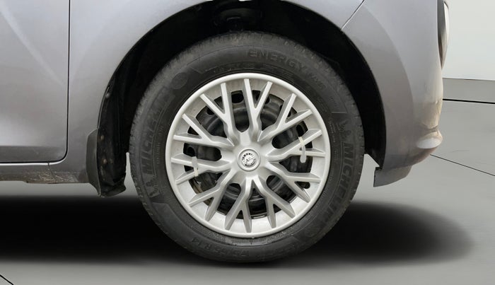 2019 Hyundai NEW SANTRO SPORTZ CNG, CNG, Manual, 85,842 km, Right Front Wheel