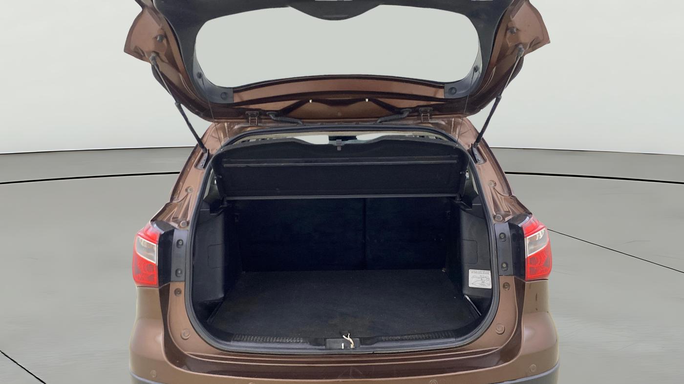 2015 Maruti S Cross ZETA 1.6, Diesel, Manual, 91,535 km, Boot Open Zoomed View