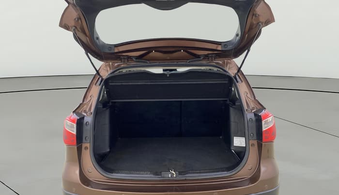 2015 Maruti S Cross ZETA 1.6, Diesel, Manual, 93,029 km, Boot Open Zoomed View