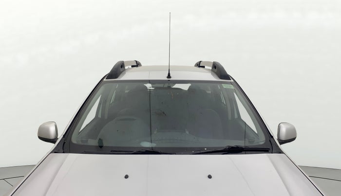 2017 Renault Duster 85 PS RXS SANDSTORM EDITION DIESEL, Diesel, Manual, 1,16,512 km, Front Windshield