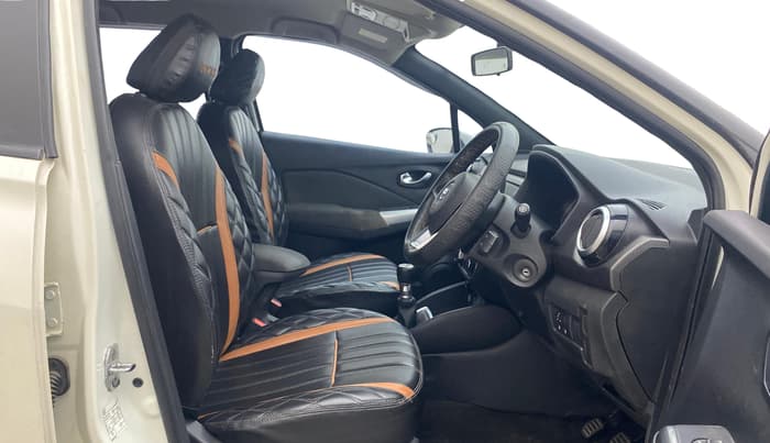 2021 Nissan Kicks XV 1.5, Petrol, Manual, 71,247 km, Right Side Front Door Cabin