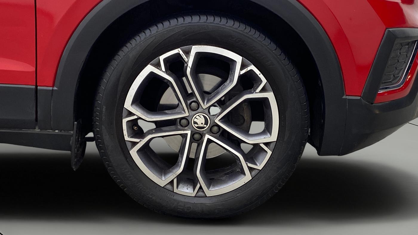 2021 Skoda KUSHAQ STYLE 1.0L TSI AT, Petrol, Automatic, 72,624 km, Right Front Wheel