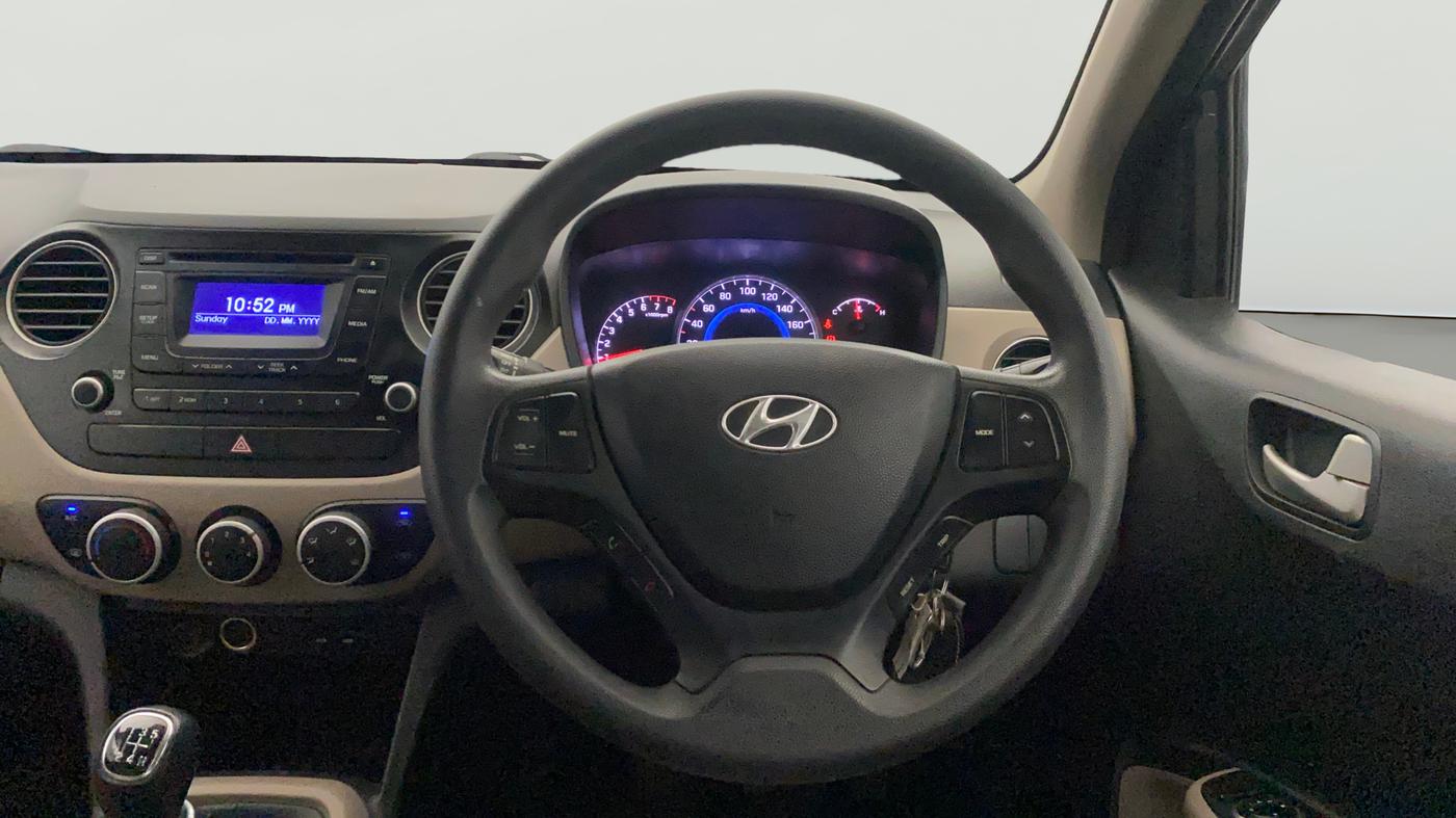 2015 Hyundai Grand i10 SPORTZ 1.2 KAPPA VTVT, Petrol, Manual, 24,754 km, Steering Wheel Close Up