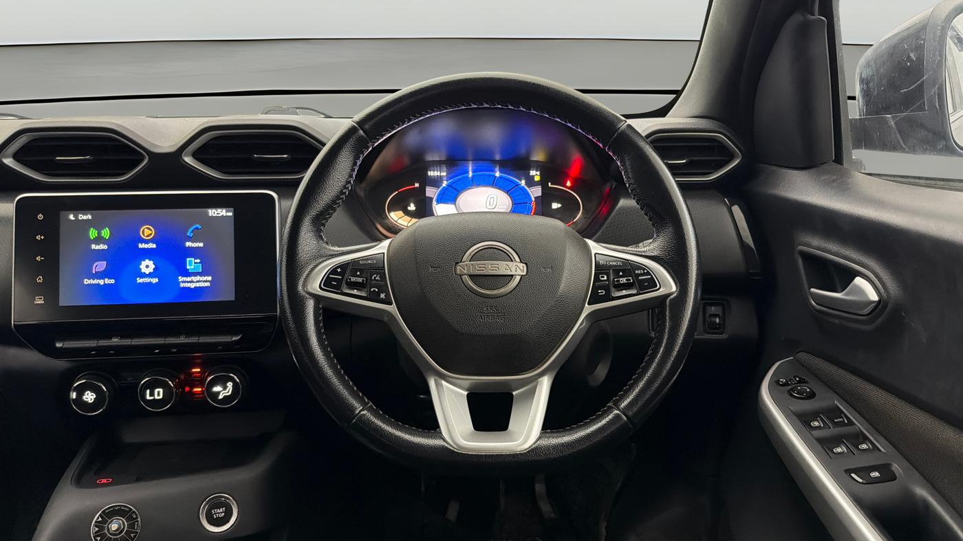 2022 Nissan MAGNITE XV PREMIUM, Petrol, Manual, 71,827 km, Steering Wheel Close Up