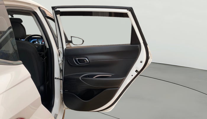 2023 Hyundai NEW I20 ASTA (O) 1.2 AT, Petrol, Automatic, 33,092 km, RHS Rear Door