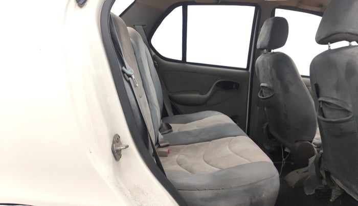 2013 Tata Indigo ECS LX CR4, Diesel, Manual, 42,861 km, Right Side Rear Door Cabin