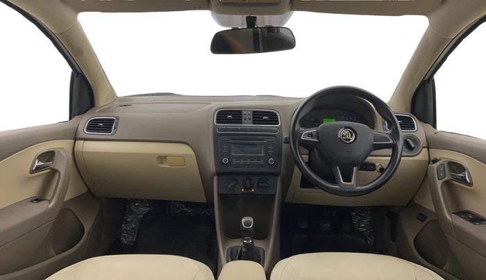 2014 Skoda Rapid AMBITION 1.6 MPI MT, Petrol, Manual, 49,878 km, Dashboard