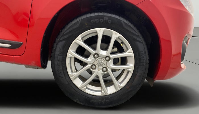 2019 Maruti Swift ZXI AMT, Petrol, Automatic, 34,343 km, Right Front Wheel