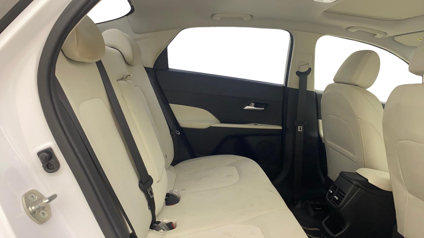 2024 Hyundai Verna SX 1.5 l MPI, Petrol, Manual, 29,697 km, Right Side Rear Door Cabin