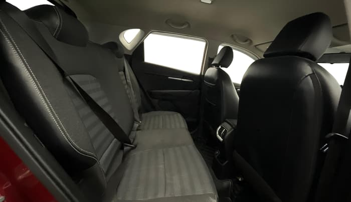 2022 KIA SONET HTK 1.2, Petrol, Manual, 42,367 km, Right Side Rear Door Cabin