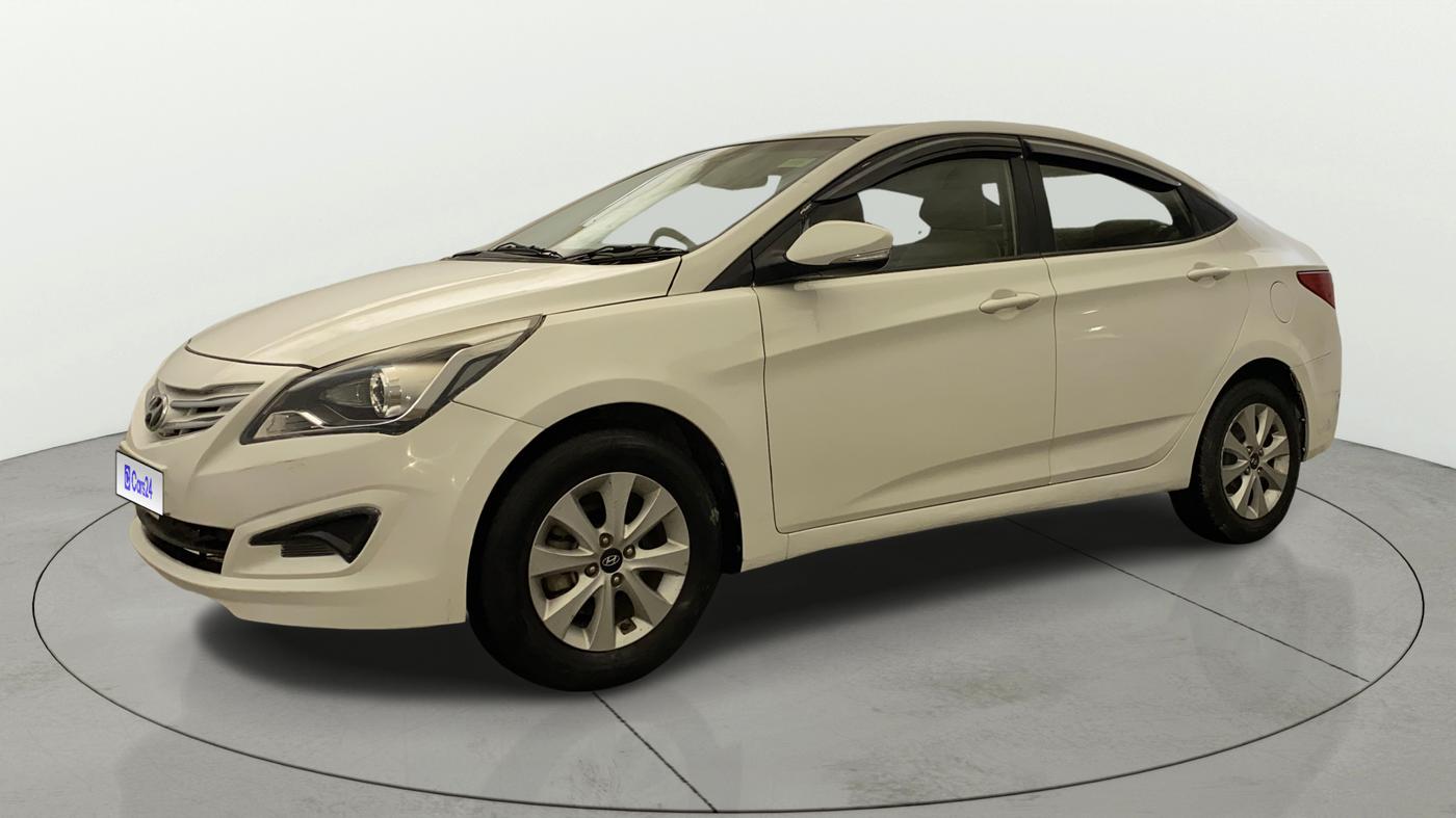 2016 Hyundai Verna FLUIDIC 4S 1.6 VTVT S AT, Petrol, Automatic, 48,396 km, Left Front Diagonal