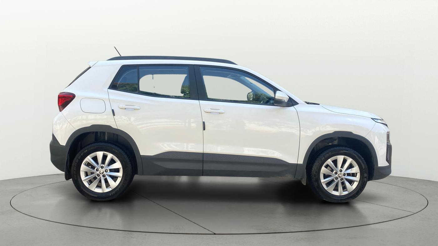 2025 Skoda Kylaq Signature AT, Petrol, Automatic, 9,569 km, Right Side View