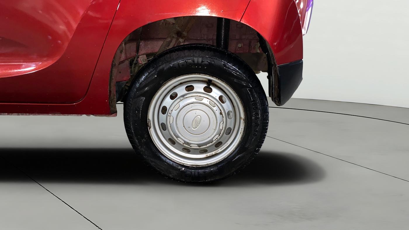 2016 Mahindra Kuv100 K8 D 6 STR, Diesel, Manual, 50,039 km, Left Rear Wheel