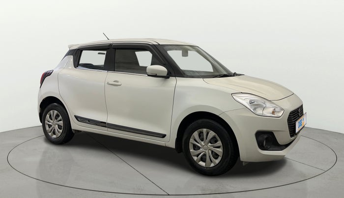 2018 Maruti Swift VXI AMT, Petrol, Automatic, 59,704 km, Right Front Diagonal