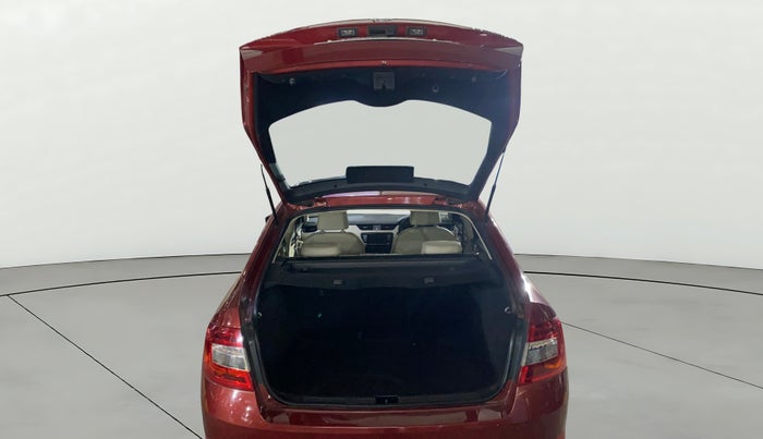 2016 Skoda Octavia STYLE PLUS AT 1.8 TSI, Petrol, Automatic, 53,253 km, Boot Open Zoomed View