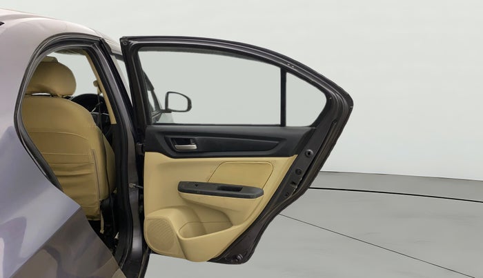 2020 Honda Amaze 1.2L I-VTEC VX, Petrol, Manual, 1,03,024 km, RHS Rear Door