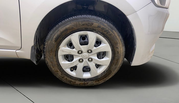 2016 Hyundai Elite i20 MAGNA 1.2, Petrol, Manual, 68,619 km, Right Front Wheel