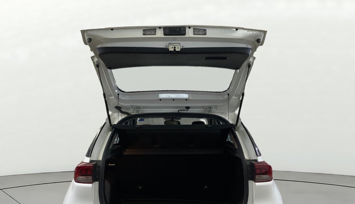 2022 KIA SONET HTX PLUS 1.0 IMT, Petrol, Manual, 20,678 km, Boot Door Open