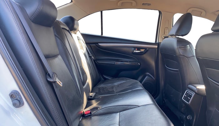 2018 Maruti Ciaz S 1.4 MT PETROL, Petrol, Manual, 1,15,740 km, Right Side Rear Door Cabin