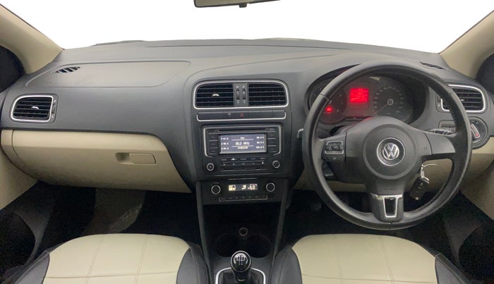 2013 Volkswagen Polo HIGHLINE1.2L, Petrol, Manual, 88,779 km, Dashboard