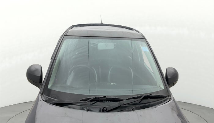 2017 Maruti Swift LXI (O), CNG, Manual, 55,843 km, Front Windshield