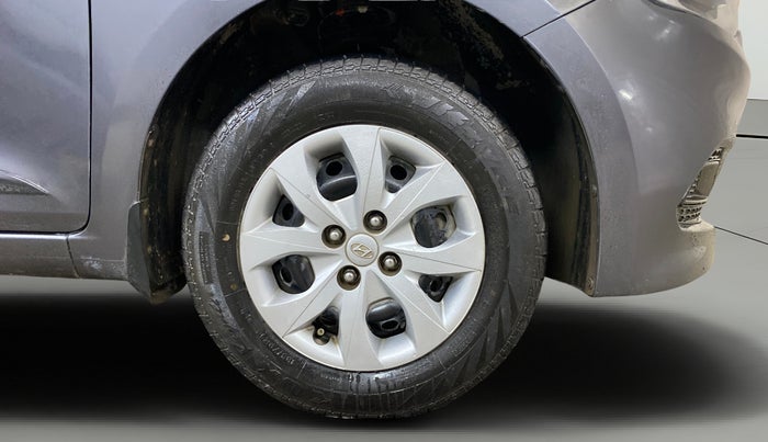 2015 Hyundai Elite i20 MAGNA 1.2, Petrol, Manual, 47,008 km, Right Front Wheel