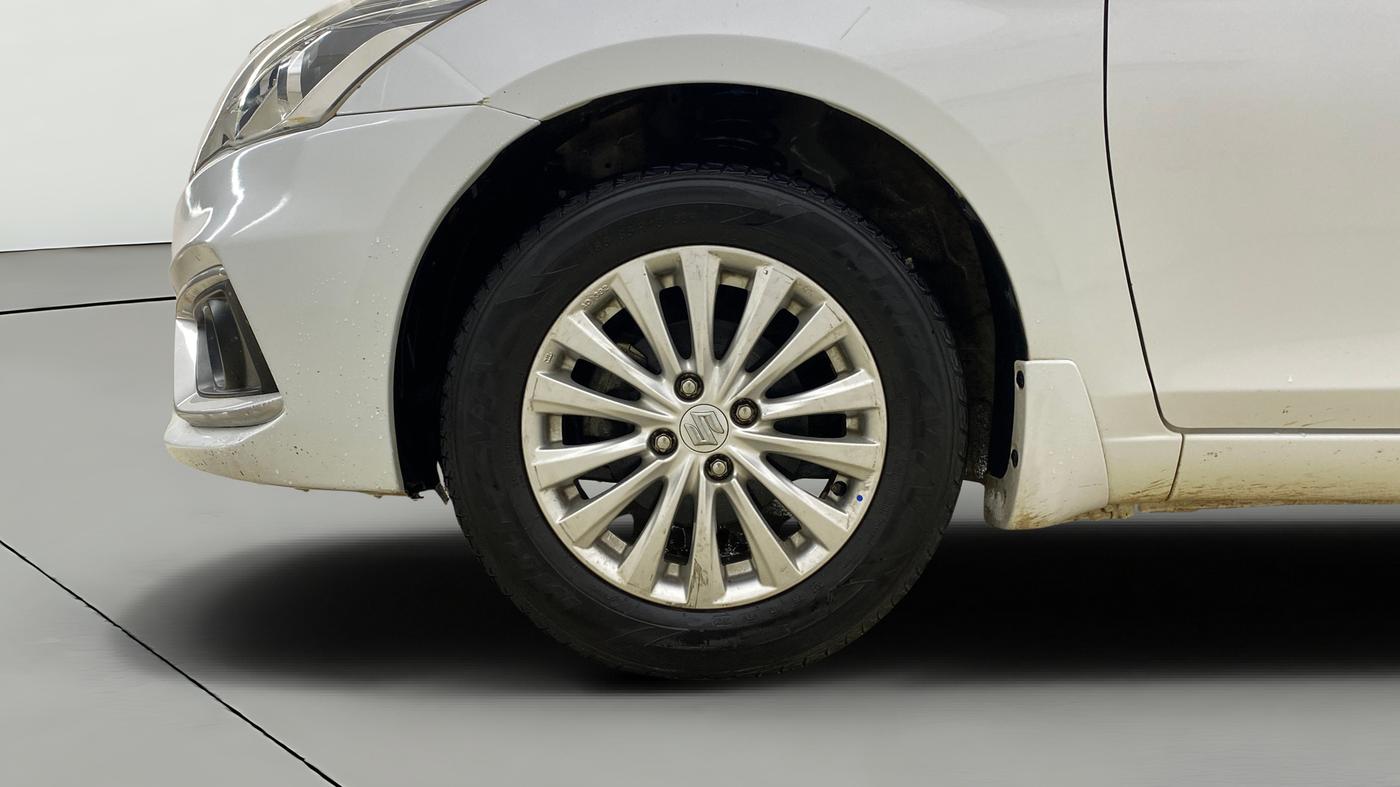 2018 Maruti Ciaz DELTA 1.5 SHVS MT PETROL, Petrol, Manual, 39,680 km, Left Front Wheel