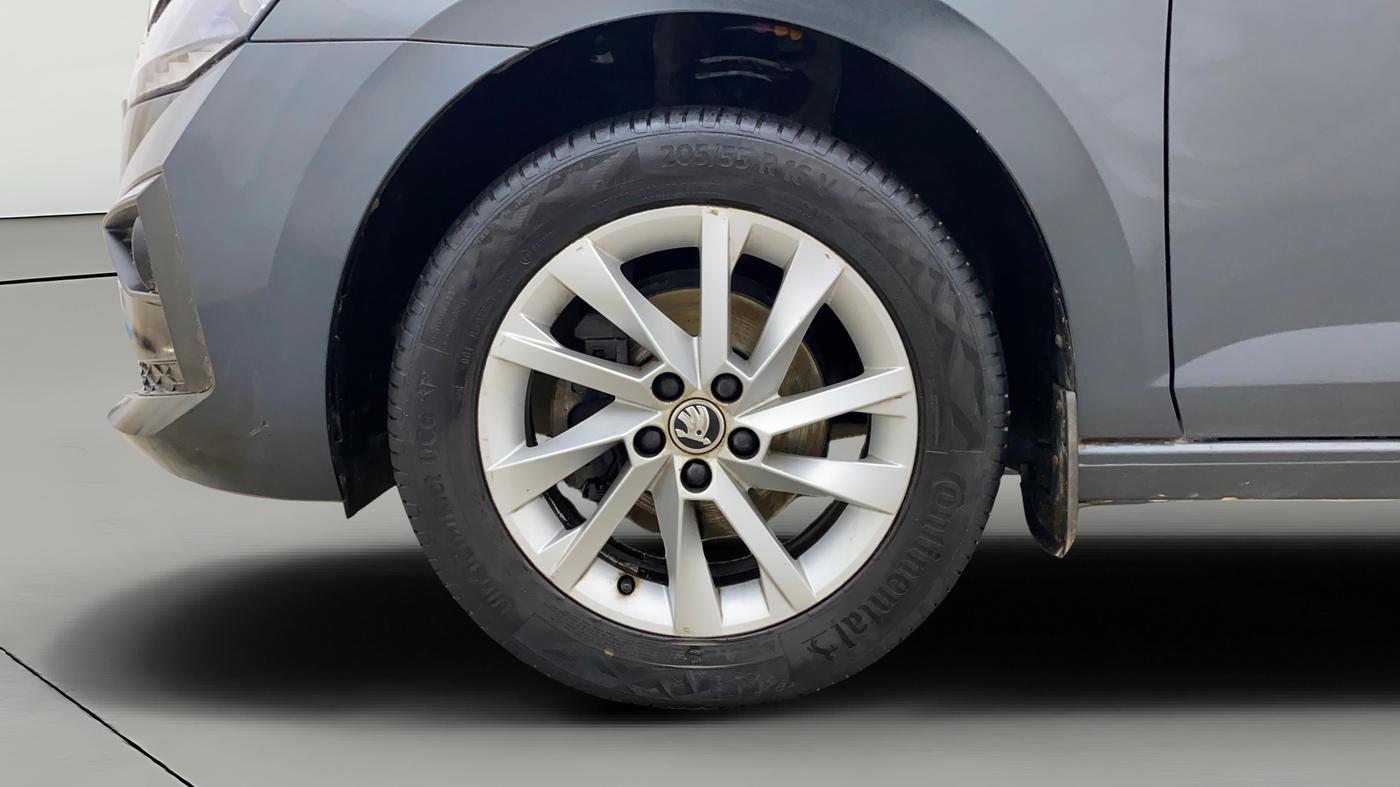 2022 Skoda SLAVIA AMBITION 1.0L TSI AT, Petrol, Automatic, 40,074 km, Left Front Wheel