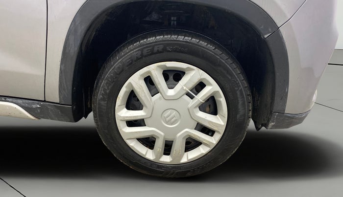 2016 Maruti Vitara Brezza VDI, Diesel, Manual, 1,01,543 km, Right Front Wheel