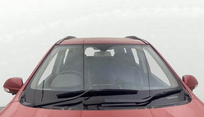 2014 Mahindra XUV500 W8, Diesel, Manual, 85,652 km, Front Windshield