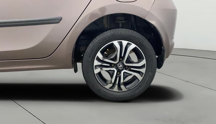2019 Tata Tiago XZ DIESEL, Diesel, Manual, 1,16,238 km, Left Rear Wheel