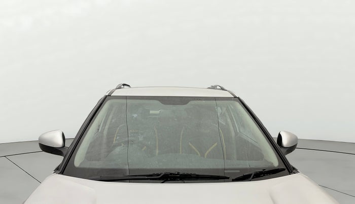 2020 Mahindra XUV300 W6 1.5 DIESEL, Diesel, Manual, 50,032 km, Front Windshield