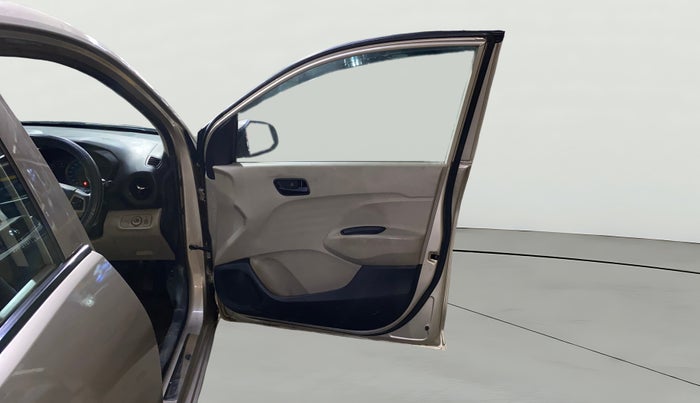 2020 Hyundai NEW SANTRO SPORTZ MT, Petrol, Manual, 1,20,427 km, RHS Front Door