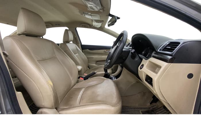 2018 Maruti Ciaz ALPHA 1.4 PETROL, Petrol, Manual, 62,703 km, Right Side Front Door Cabin
